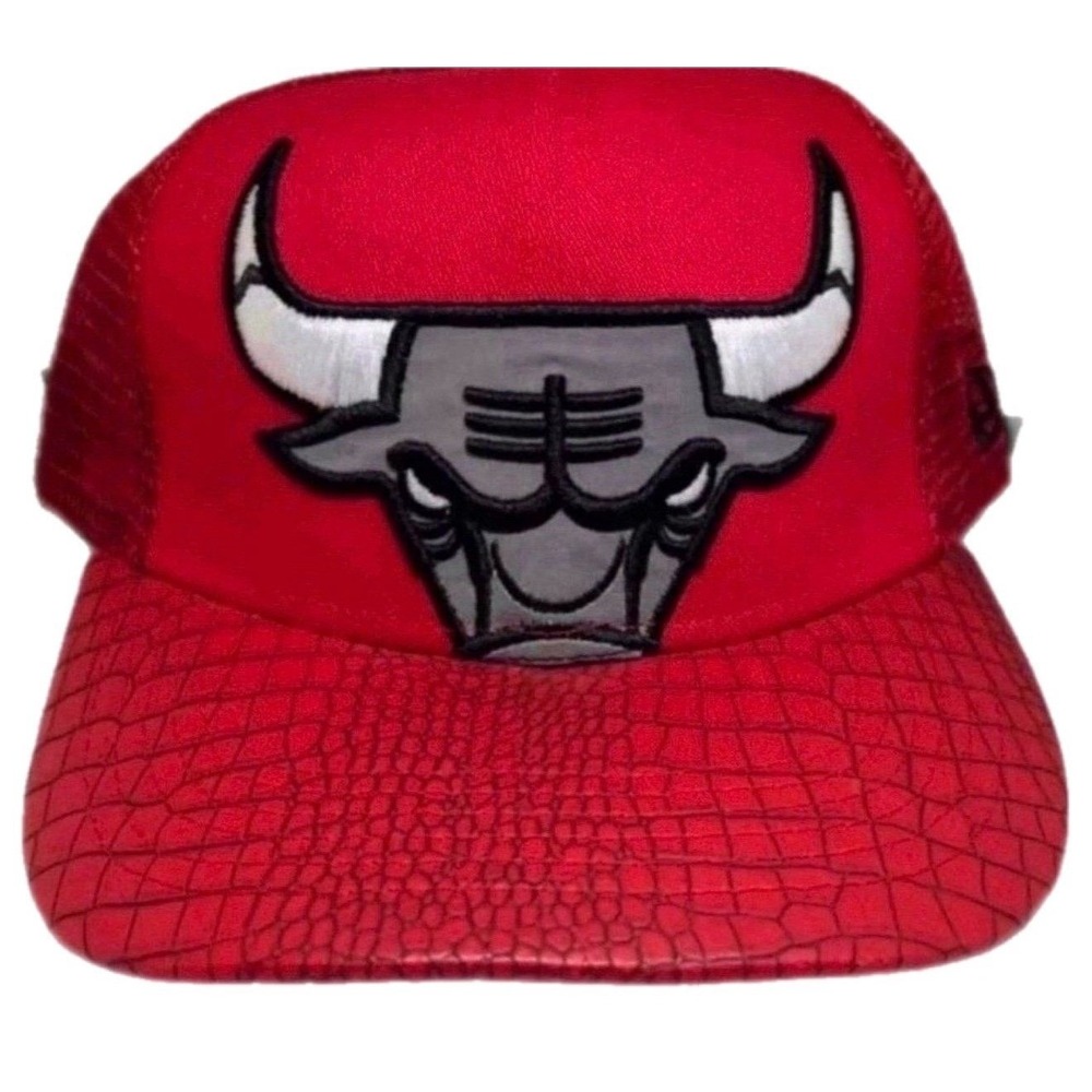 New Era Chicago Bulls Red 9FIFTY Snapback Hat Mesh Flat Brim‎